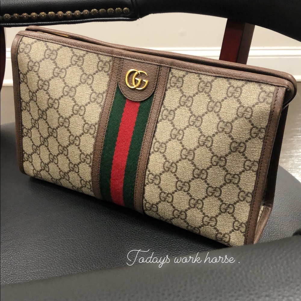 Gucci Toiletry - Picture 2 of 4